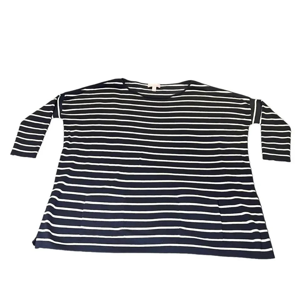 Lilly Pulitzer 3/4 Sleeve Shirt Navy Blue Striped Womens XS Lightweight Pockets